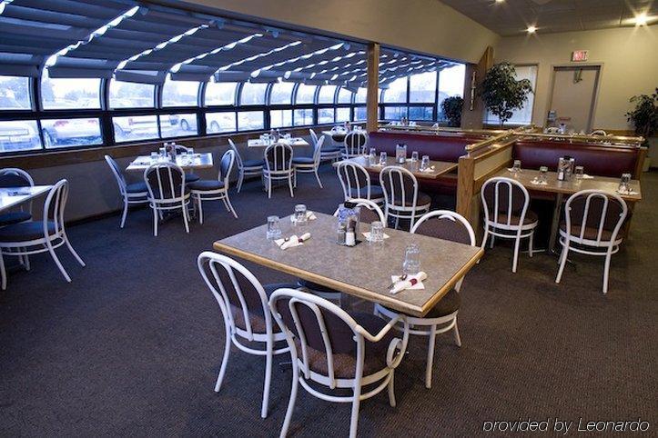 Heritage Inn Hotel & Convention Centre - Pincher Creek Restaurant bilde
